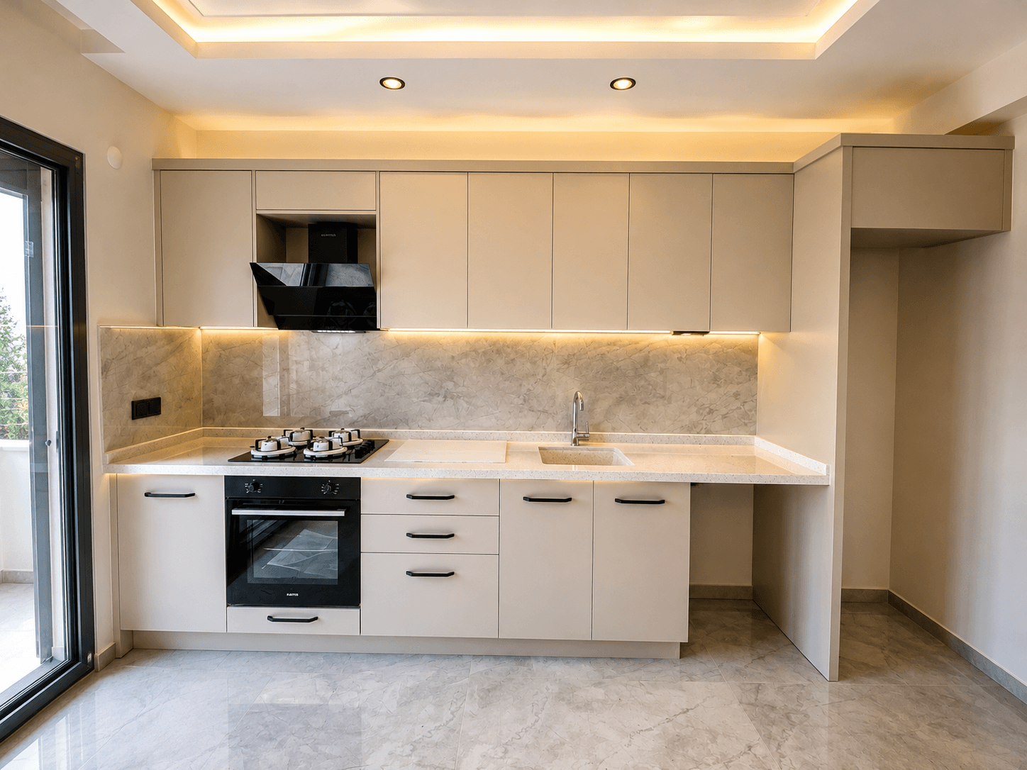Akçay'da Satılık 2+1 Daire, Ön Cephe, Çift Balkon, Ebeveyn Banyolu