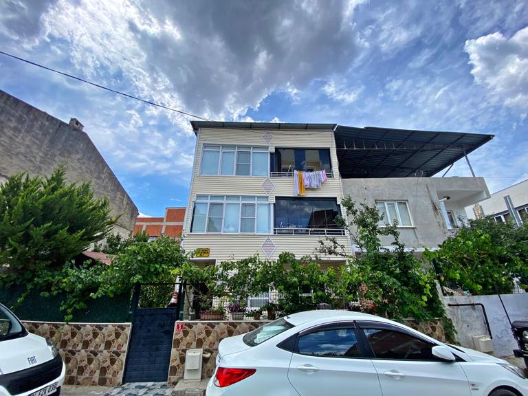 Eroğlan'da Kiralık 2+1 Daire, Çift Balkonlu, Bahçeli, Doğalgazlı