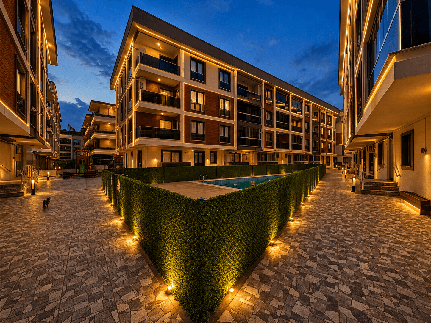 Altınkum'da Satılık 1+1 Daire, Havuzlu Site, Güvenlikli