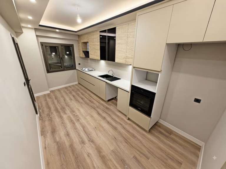 Hamidiye'de Satılık 4+1 ve Dubleks Daire Merkezi Konumlu