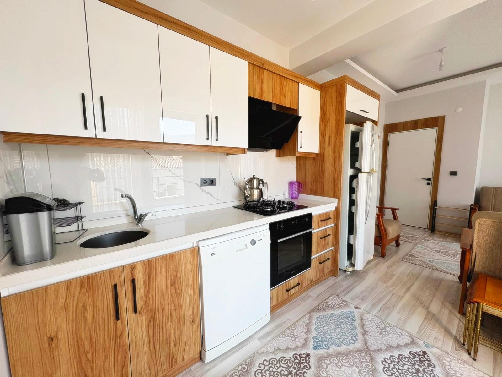 Zeytinli'de Satılık 1+1 Daire, Eşyalı, Arakat, Asansörlü