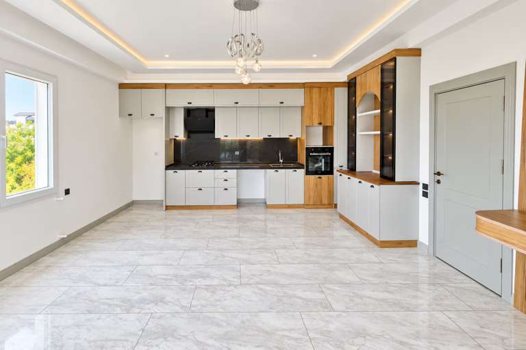 Güre'de Satılık 2+1 ve Daire Balkonlu Doğalgazlı