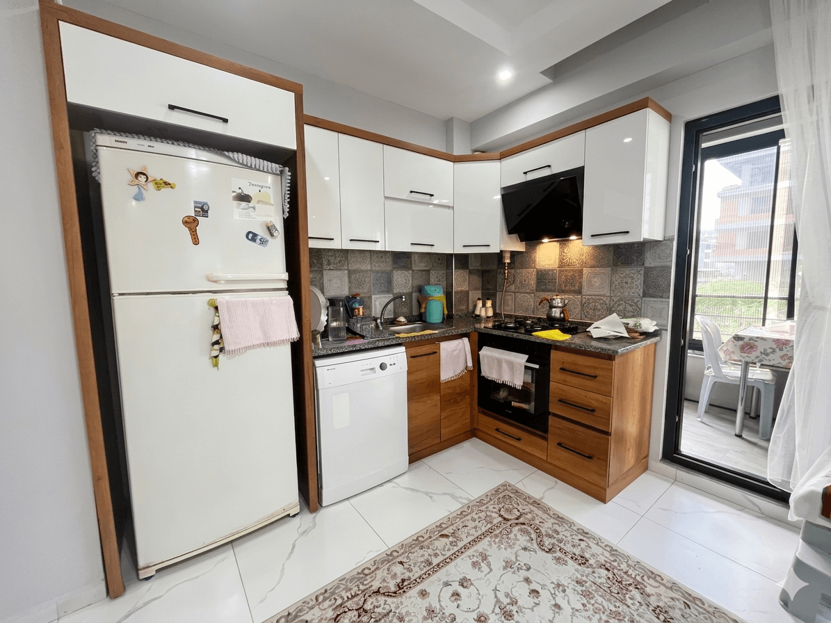 Altınkum'da Satılık 2+1 Daire, Ebeveyn Banyolu, Arakatlı